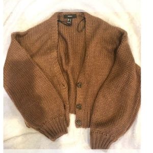 Forever 21 brown chunky cropped cardigan. The slightly cropped cardigan is perfe